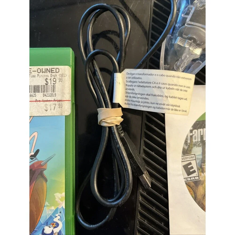 Xbox 360 1540 500GB Bundle with 2 Games Controller Cables Power Adaptor TESTED